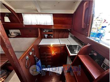 Hallberg-Rassy Mistral 33