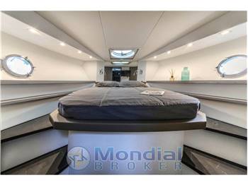 RIO YACHTS SPIDER 40