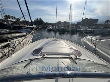 BAVARIA 37 SPORT