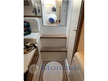 TORNADO 38 FLUSH DECK