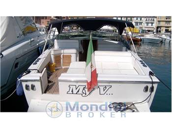 TORNADO 38 FLUSH DECK