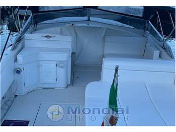 TORNADO 38 Flush Deck