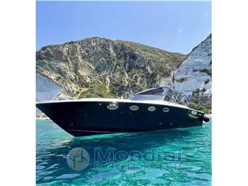 TORNADO 38 Flush Deck