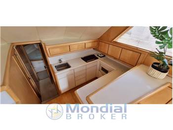 BERTRAM YACHT 43 CONVERTIBILE