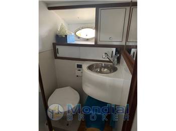 Tornado 38 Flush Deck
