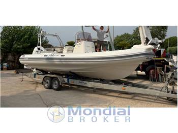 MARINE CLUB SEACLUB 27'