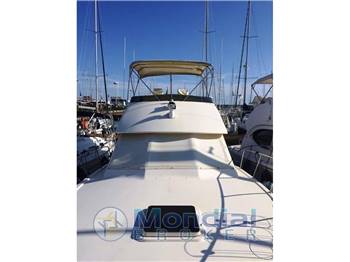 HATTERAS 38' CONVERTIBLE