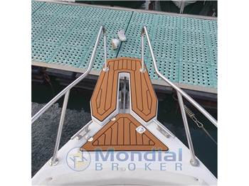 MARINELLO 26' Cabin