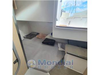 MARINELLO 26' Cabin