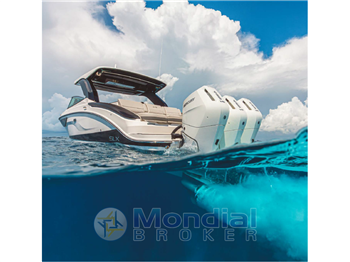 SEA RAY SLX® 360 Outboard