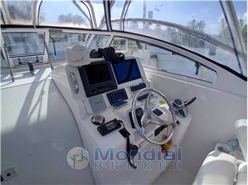 PRO LINE 32' EXPRESS