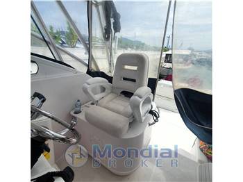 PRO LINE 32' EXPRESS