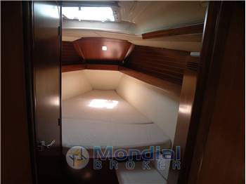 DUFOUR 40' Performance