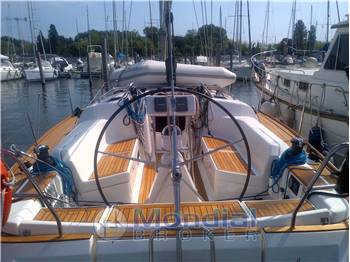 DUFOUR 40' Performance