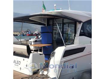 JEANNEAU NC 33'