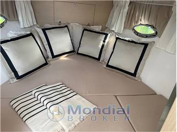 MARINELLO 26' CABIN