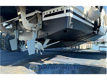 SASGA YACHTS MENORQUIN 54' Fly