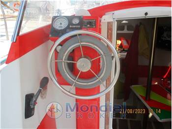 Comar Yacht Meteor 8