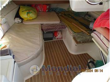 Quicksilver Arvor 215