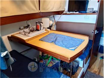 Chris Craft Commander 31 fly