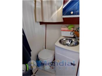 Chris Craft Commander 31 fly