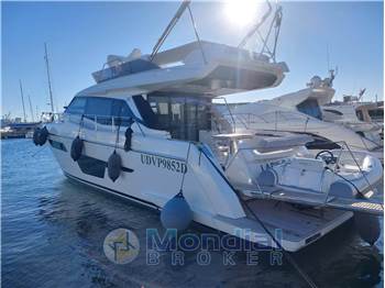 Ferretti Yachts 500