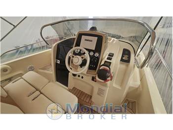 Invictus 280 CX