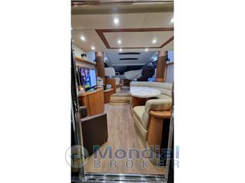 Sunseeker Predator 52