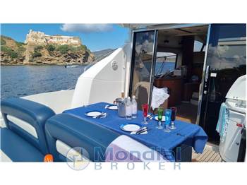 Sunseeker Predator 52