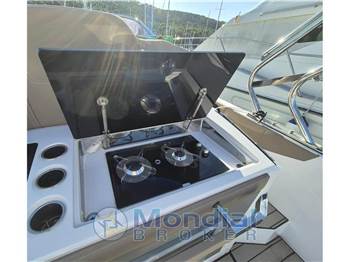 Ranieri International Next 330 LX