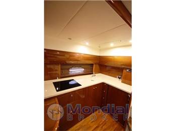 Princess Yachts V 48