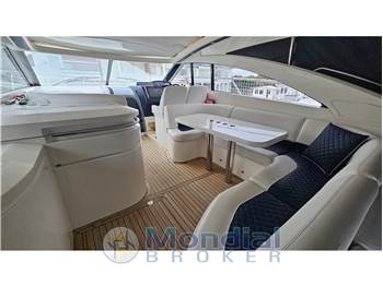 Princess Yachts V45