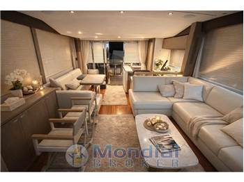 Princess Yachts S62