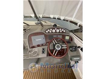 Regal 3760