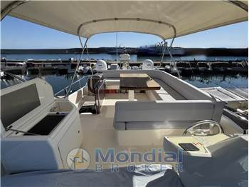 Ferretti Yachts FERRETTI 550