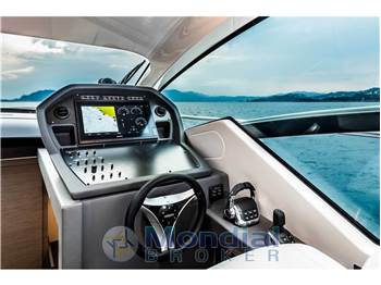 Pershing 5X