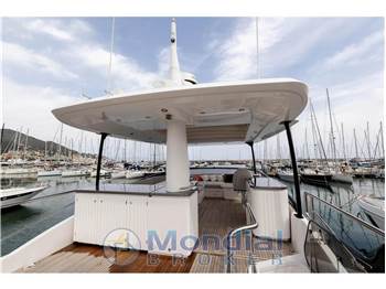 Azimut Yacht Magellano 66