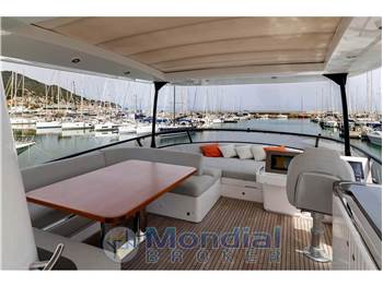 Azimut Yacht Magellano 66