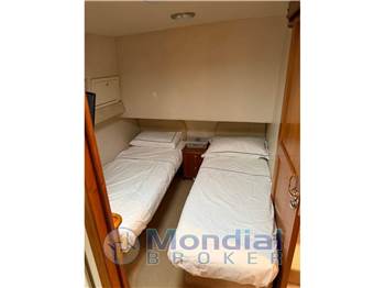 Riviera Marine 43 Fly