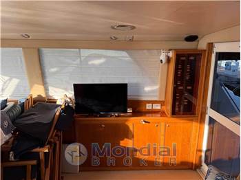 Riviera Marine 43 Fly