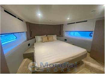 Azimut Yachts fly 53