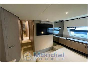 Azimut Yachts fly 53
