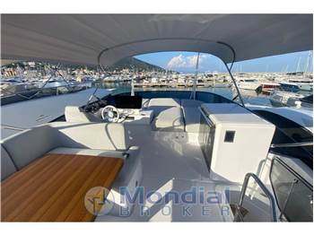 Azimut Yachts fly 53