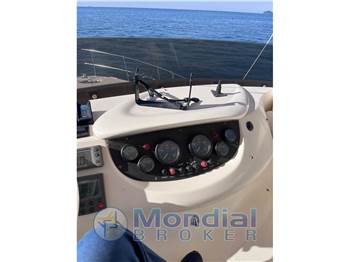 Azimut Yachts 39 fly