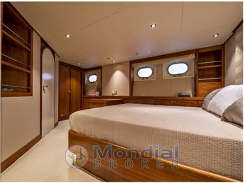 PORSIUS DUTCHYACHT BY DE VRIES HOLLAND MOTOR YACHT NAVETTA DISLOCANTE