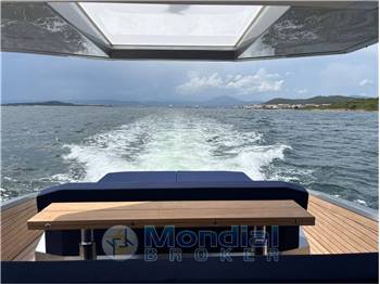 WALLY YACHT WALLYTENDER 48