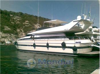 Cantieri di Pisa Akhir 25 S