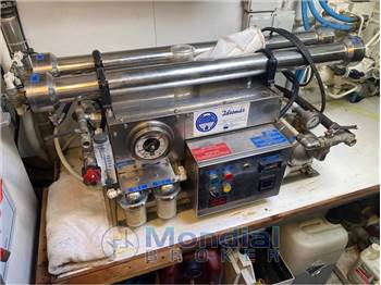 Overmarine Mangusta 72