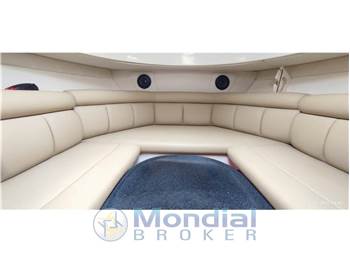 Boston Whaler 305 Conquest Anniversary