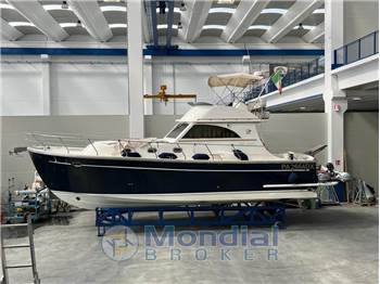 Goldstar 440 Fly
